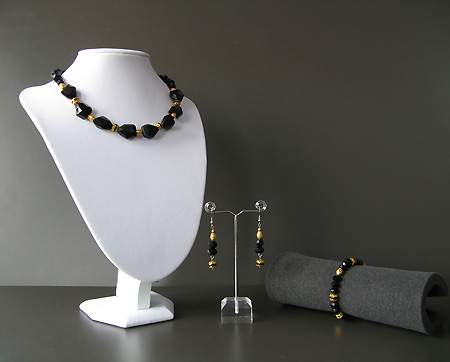 Photos courtesy of Belle & Co.
